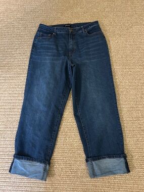 High waist cuffed jean, size 12